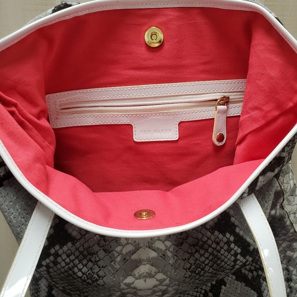 Ted Baker Python Shoulder Tote Bag Gym School Work Everyday Neutral - Picture 8 of 10